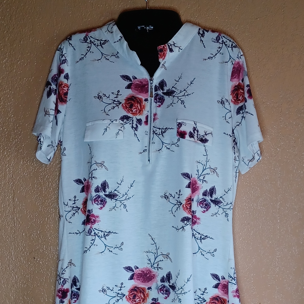 BOUTIQUE NINE DAILY FLORAL SHIRT Size/L #0015